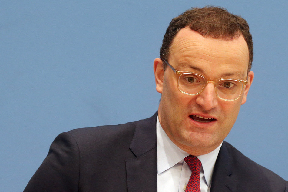 Gesundheitsminister Jens Spahn (41, CDU) warnt vor der sich ausbreitenden Delta-Variante des Coronavirus.