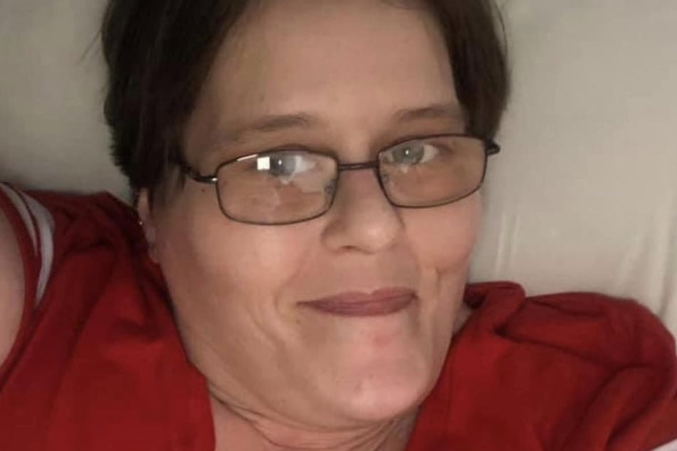 Charity Pierce (†50) erlitt infolge eines schweren Sturzes 2001 ein Lymphödem - mit dem sie bis zu ihrem Tod zu kämpfen hatte.