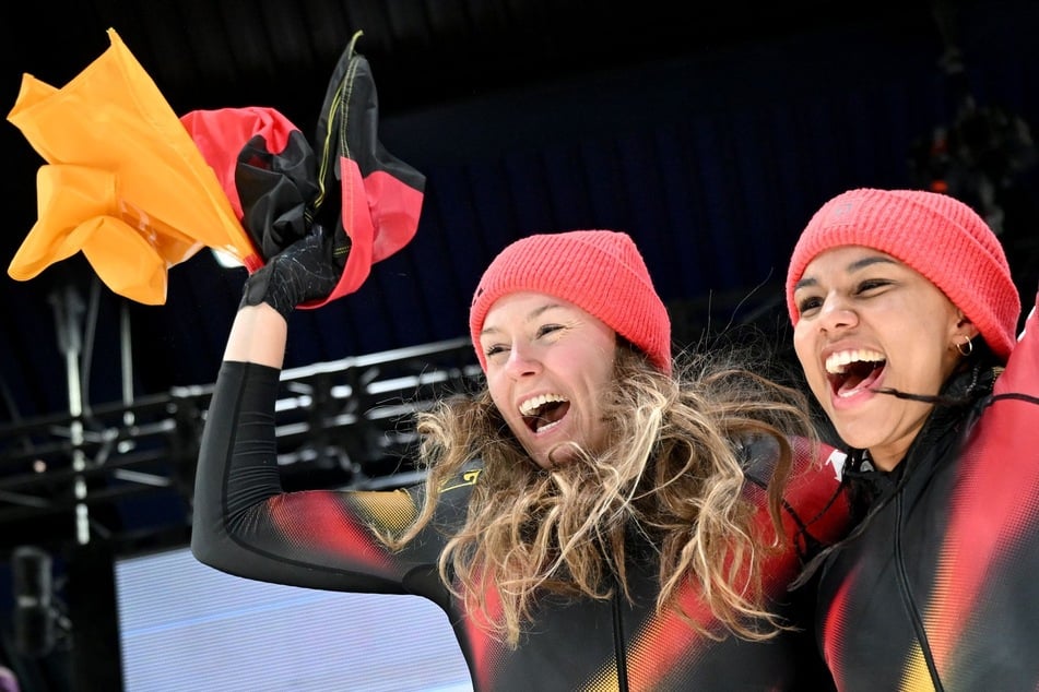 Zweimal holte Nolte (l.) mit ihrer Anschieberin Deborah Levi (28, r.) schon Olympia-Gold im Zweierbob.