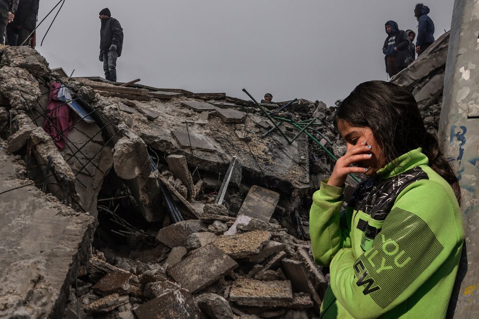 Nach Erdbeben verschüttet: 10-Jährige kämpft mit Geschwistern ums Überleben