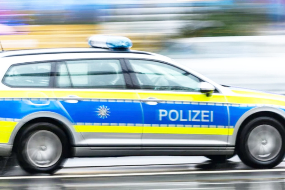 Chemnitz: 32 Mängel an Subaru festgestellt: Chemnitzer Polizei legt Schrott-Auto still