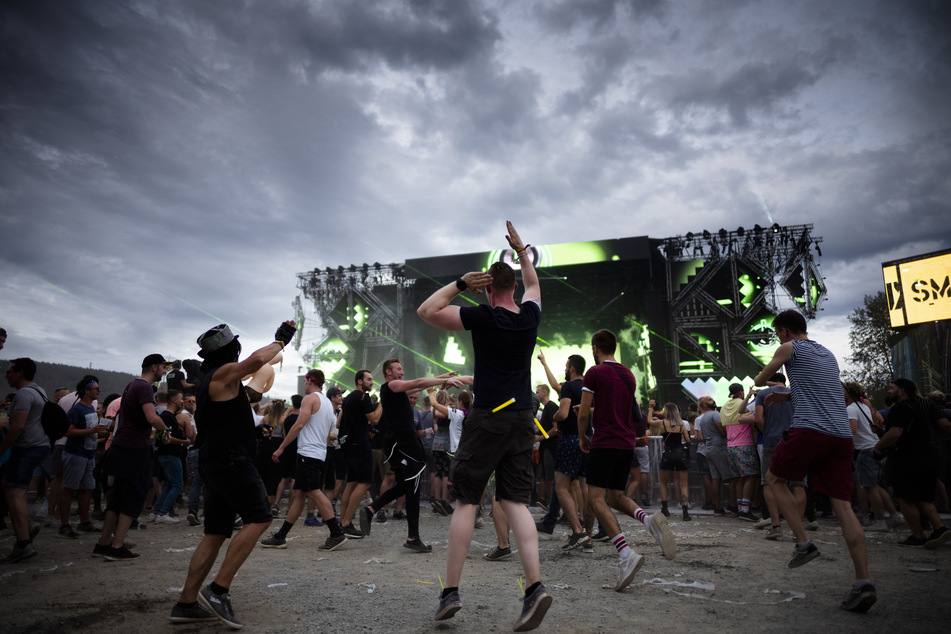Das SonneMondSterne Festival 2019 in Saalburg-Ebersdorf. Ob auch 2021 zu Elektro-Beats getanzt werden kann - unklar.
