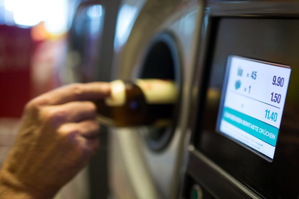 Hunderte Beschwerden bei Pfandrückgabe: Droht jetzt ein Bußgeld für Händler?