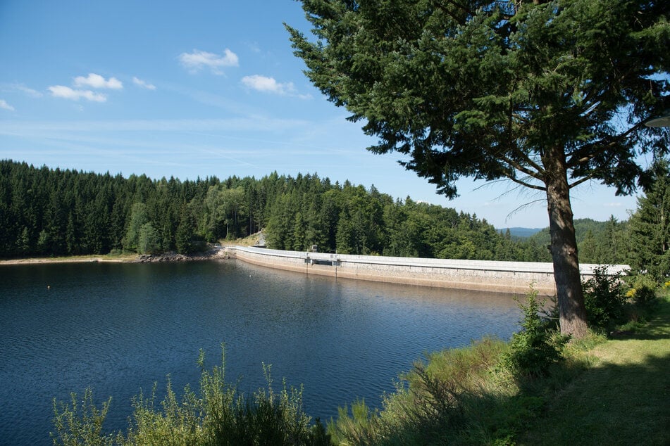 Die Talsperre Eibenstock liefert Wasser für rund 650.000 Einwohner in Südwestsachsen.