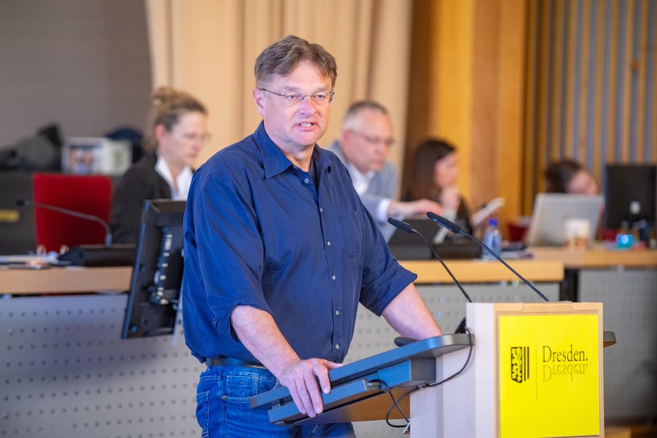 Fraktions-Chef Holger Zastrow (57, Team Zastrow).