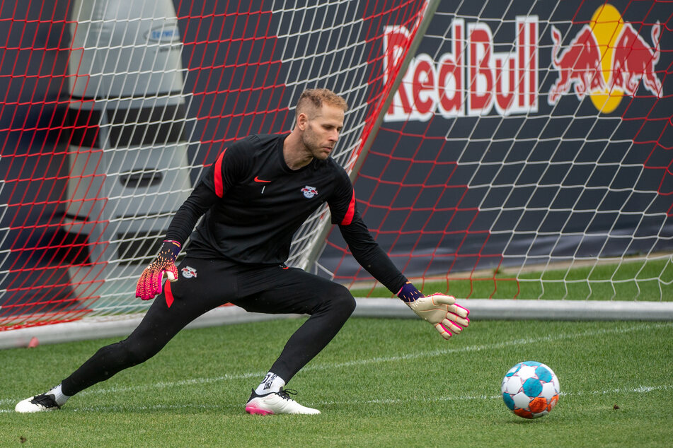 RB-Torhüter Peter Gulacsi (31) nimmt wieder am Training teil.