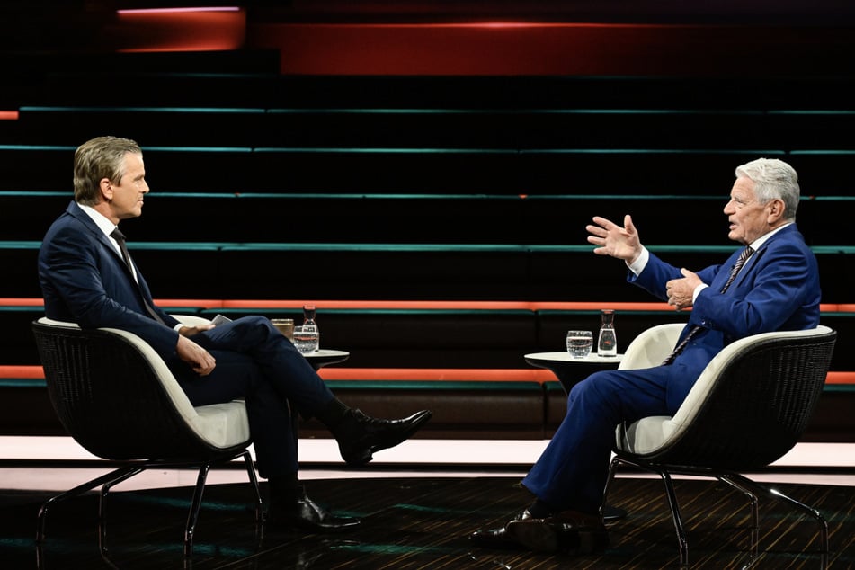 Joachim Gauck (r.) war zwischen 2012 und 2018 Bundespräsident. Am Dienstagabend war er bei Markus Lanz (55, l.) zu Gast.