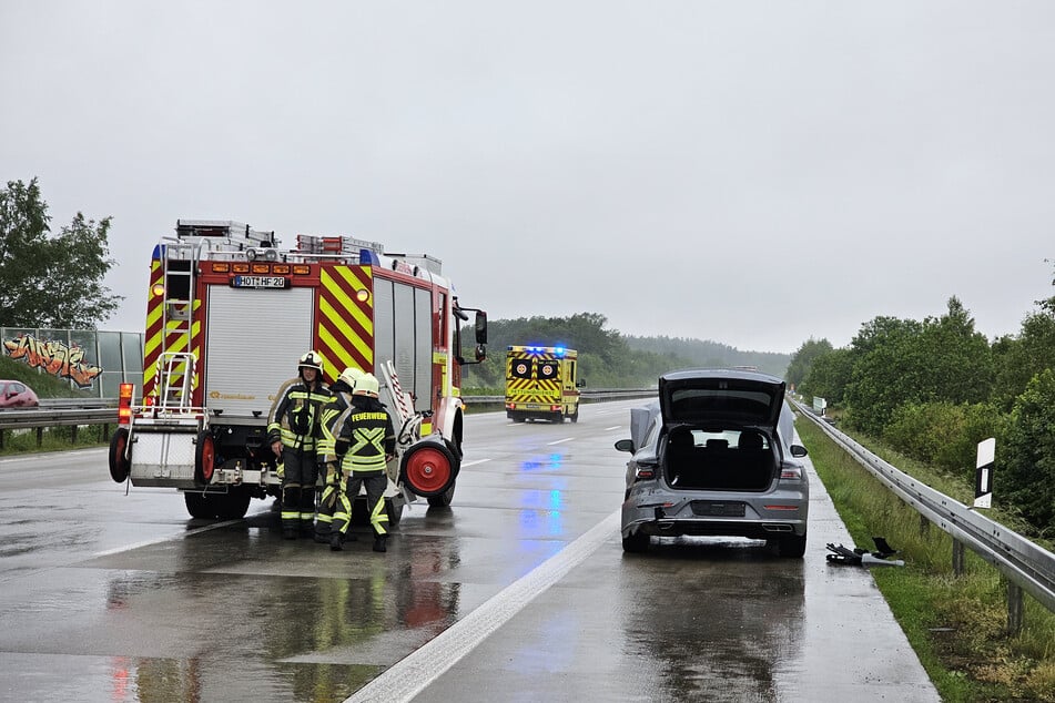 Beim Unfall kam auch die Feuerwehr Hohenstein-Ernstthal zum Einsatz.