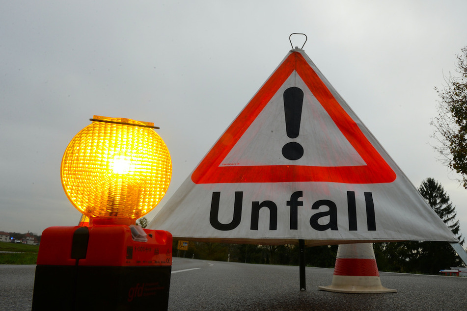 Bei einem Unfall in Schwaben wurden mehrere Kinder verletzt. (Symbolbild)