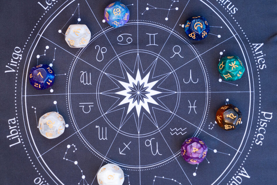 Today's horoscope: Free daily horoscope for Monday, March 13, 2023