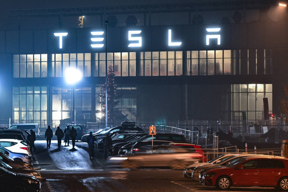 Tesla will seine Produktionskapazität in Grünheide zukünftig auf eine Million Autos pro Jahr anheben.