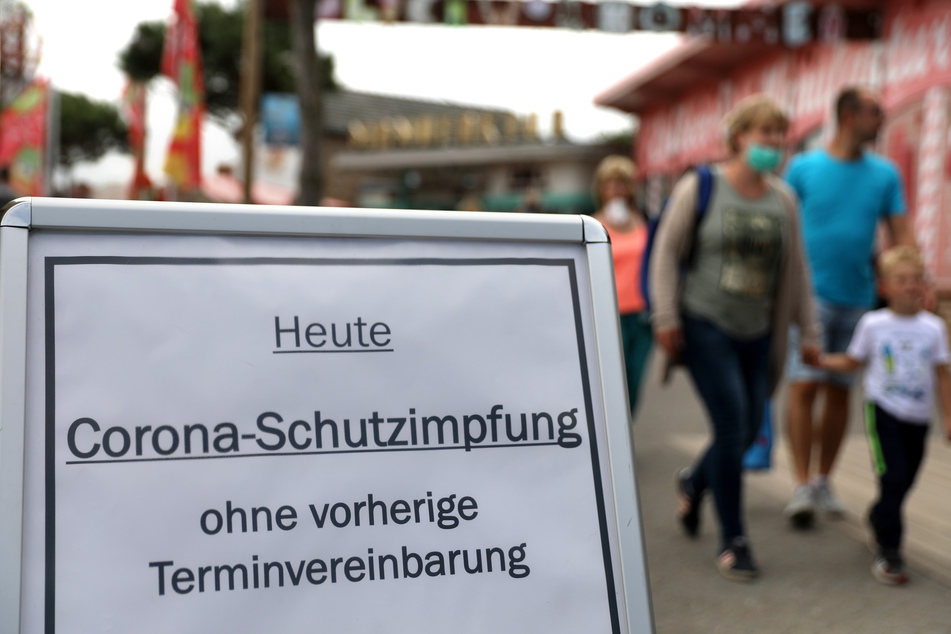 Derzeit nehmen auch in Mecklenburg-Vorpommern die Corona-Infektionen wieder zu. Selbst Geimpfte sind betroffen.
