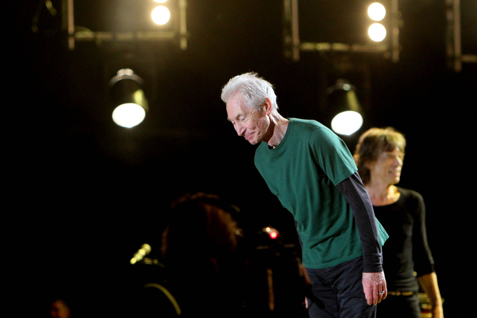 Rolling Stones drummer Charlie Watts passed away peacefully at his home in London at the age of 80.