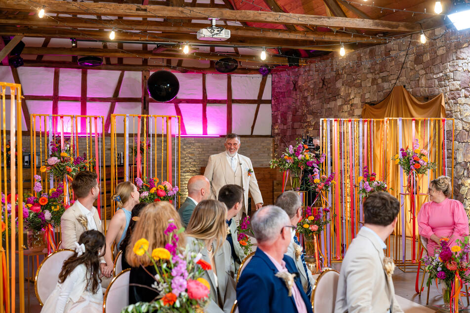 Die Trauung fand auf dem Gut Rehbach in Haßloch statt.