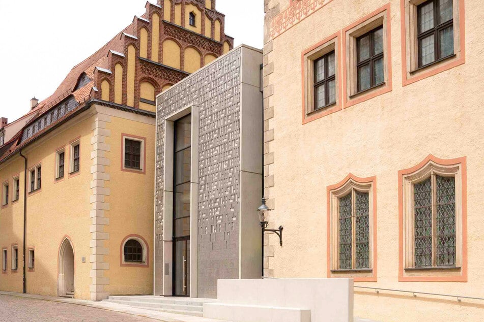 Die "Silbernen Pforte" ist ein eindrucksvoller Ergänzungsbau des Stadt- und Bergbaumuseums in Freiberg.