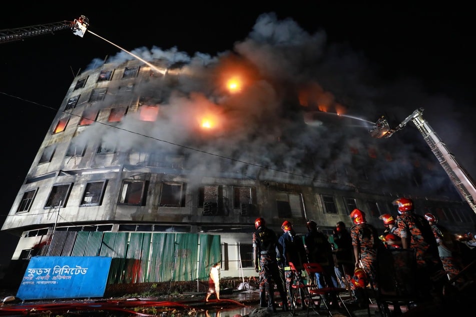 Am Donnerstag stand die Fabrik lichterloh in Flammen.
