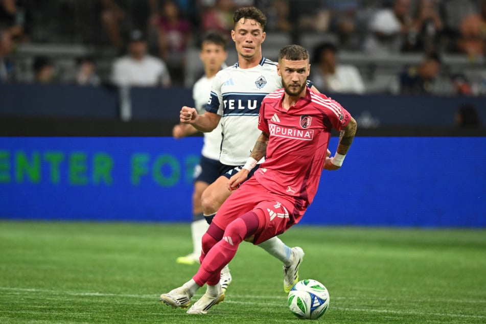 Marcel Hartel (30, v.) spielt mittlerweile für St. Louis City in der MLS, fiebert aber dem Derby zwischen seinem Ex-Verein FC St. Pauli und dem HSV entgegen.