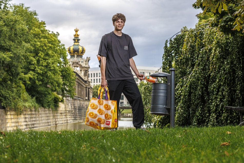 In Dresden kennt man Alex Müller (24) inzwischen als den "Pfandhauptmeister".