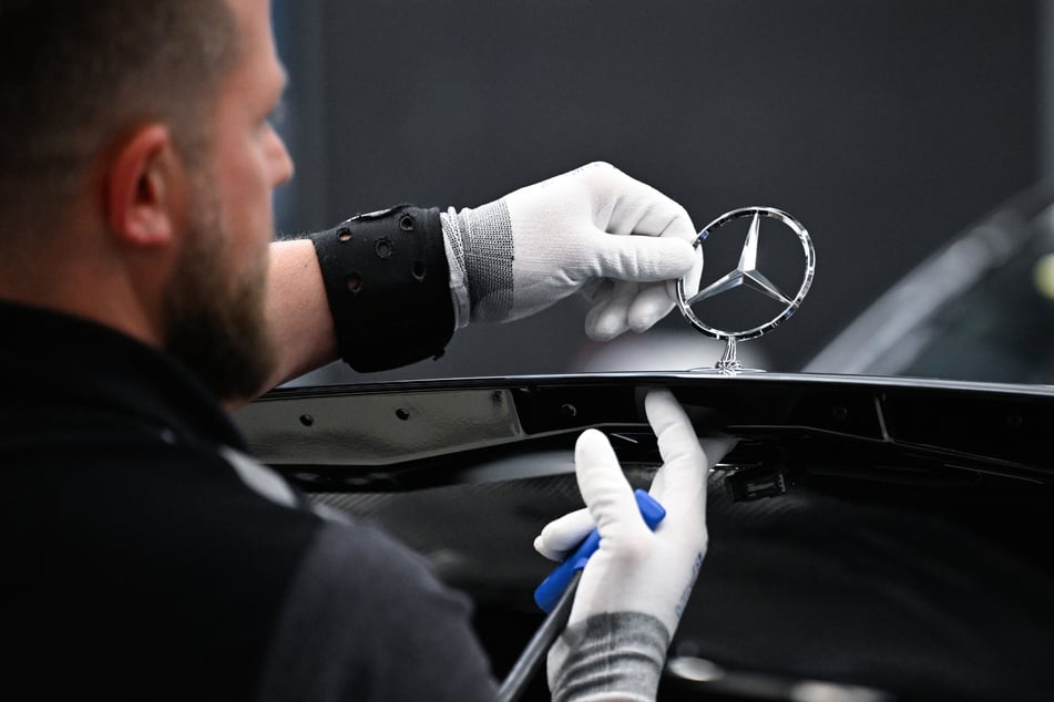 Mercedes verschärft Sparkurs: Sonderzahlung verschoben