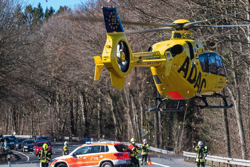 Horror-Crash in Brandenburg: Biker verliert Arm und muss wiederbelebt werden