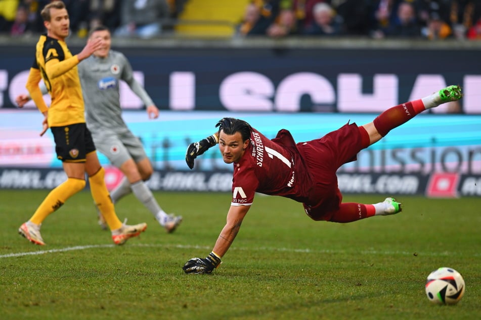 Für Tim Schreiber (22, r.) und Co. setzte es zum Rückrundenstart eine bittere Pleite.