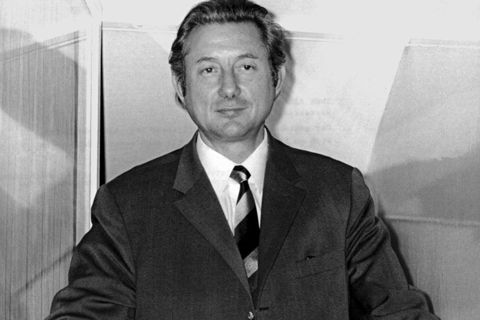 Theo Albrecht (1922 bis 2010) war ein deutscher Unternehmer und Gründer von Aldi Nord.