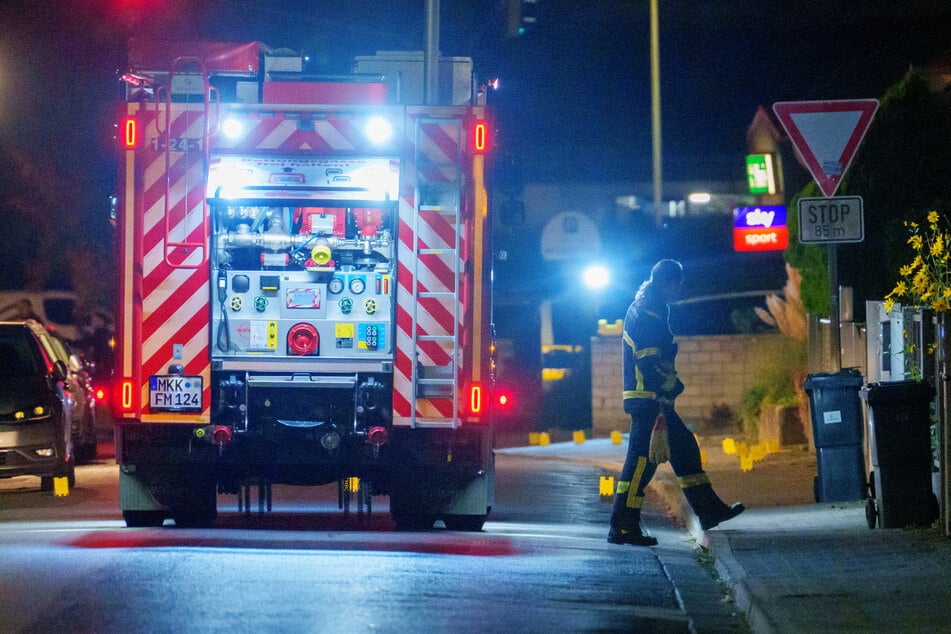 Passanten hatten den Schwerverletzten am Sonntagnachmittag auf der Straße entdeckt und die Rettungskräfte verständigt.