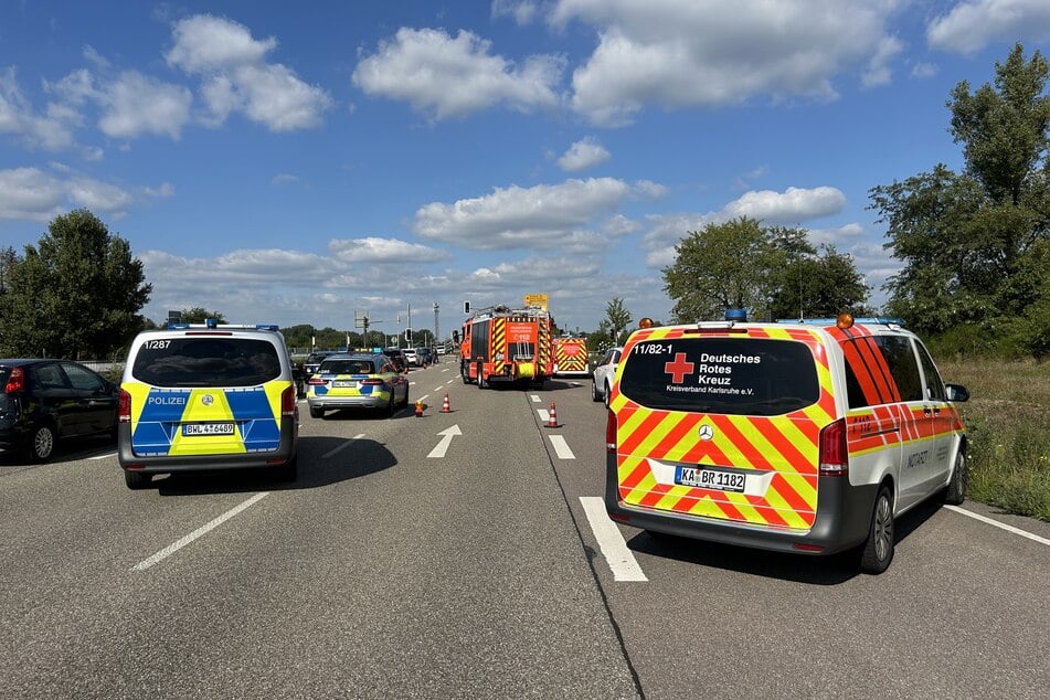 Feuerwehr und Polizei waren mit starken Kräften im Einsatz.