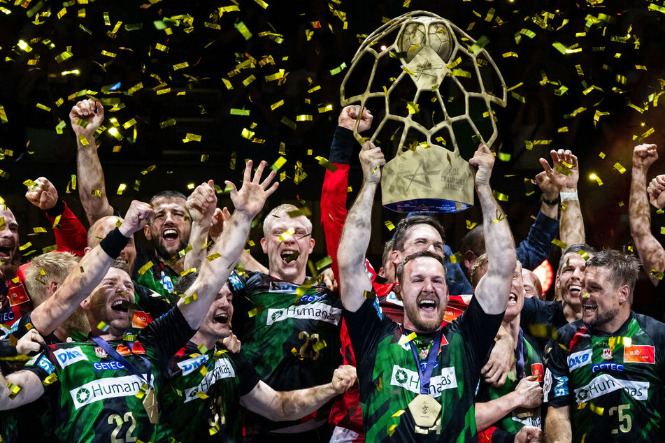 Jetzt wird gefeiert! Magdeburg empfängt Handball-Helden heute am Rathaus