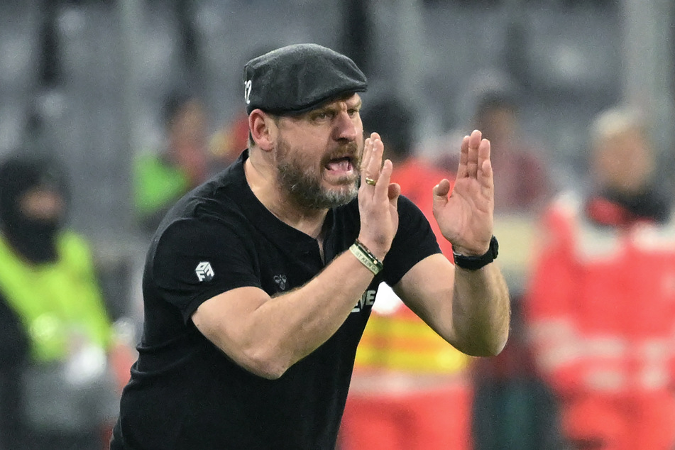 Steffen Baumgart (50) steht seit Sommer 2021 als hauptverantwortlicher Trainer an der Seitenlinie des 1. FC Köln.