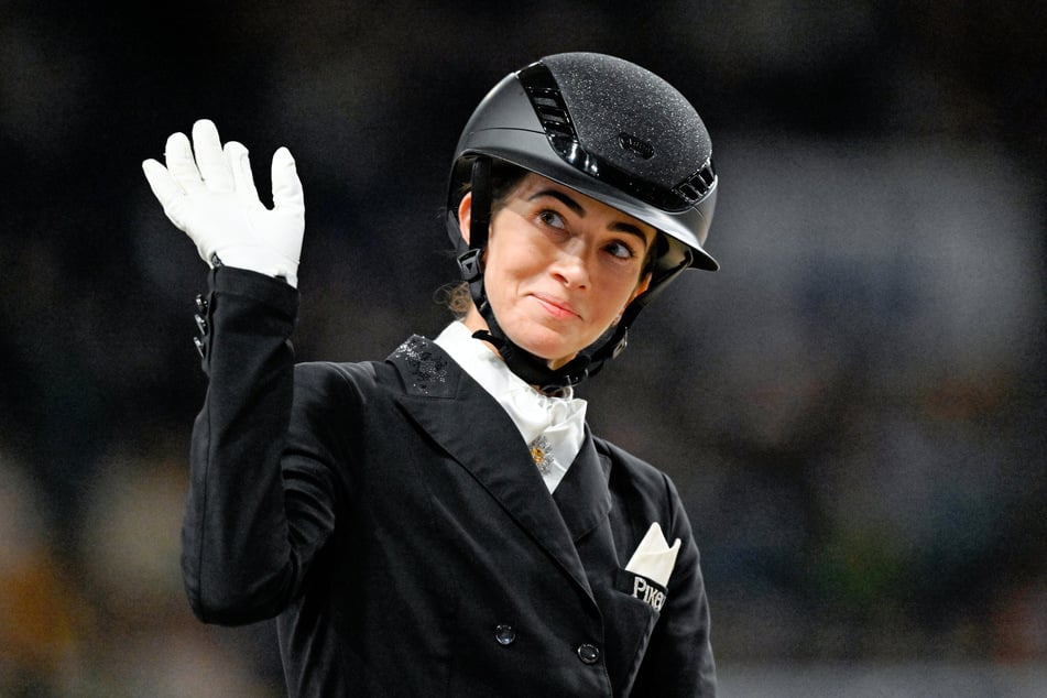 Dressurreiterin Lisa Müller (36) hat bei einem Praktikum in die Politik-Welt geschnuppert - und Gefallen daran gefunden.