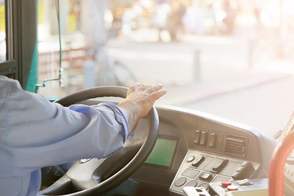 Der Medianlohn von Busfahrern beträgt knapp 3000 Euro.