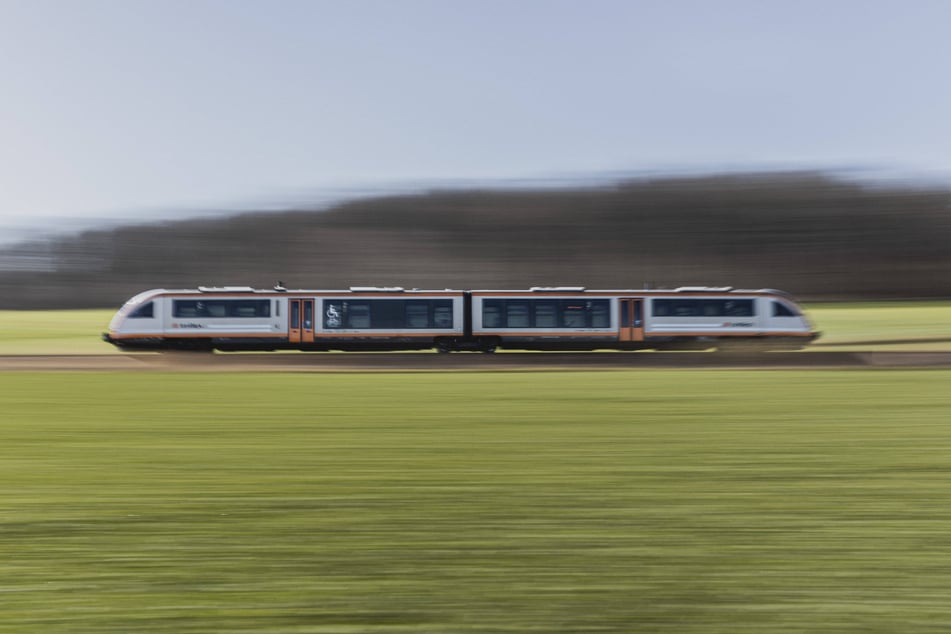 Schneller von Dresden nach Görlitz oder umgekehrt - das bleibt mit der Bahn vorerst Utopie. (Symbolbild)