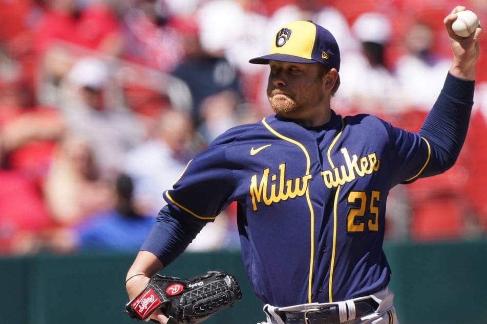 MLB: Brewers get back at the Cubs in Milwaukee with a big shutout win