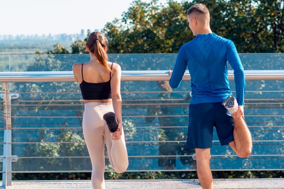 Neben dem betrieblichen Gesundheitsmanagement könnt Ihr an kostenlosen Kursen teilnehmen, um fit zu bleiben.
