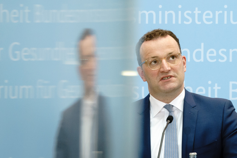 Schwere Zeiten für Psychisch-Kranke: Will Jens Spahn bei Therapie sparen?