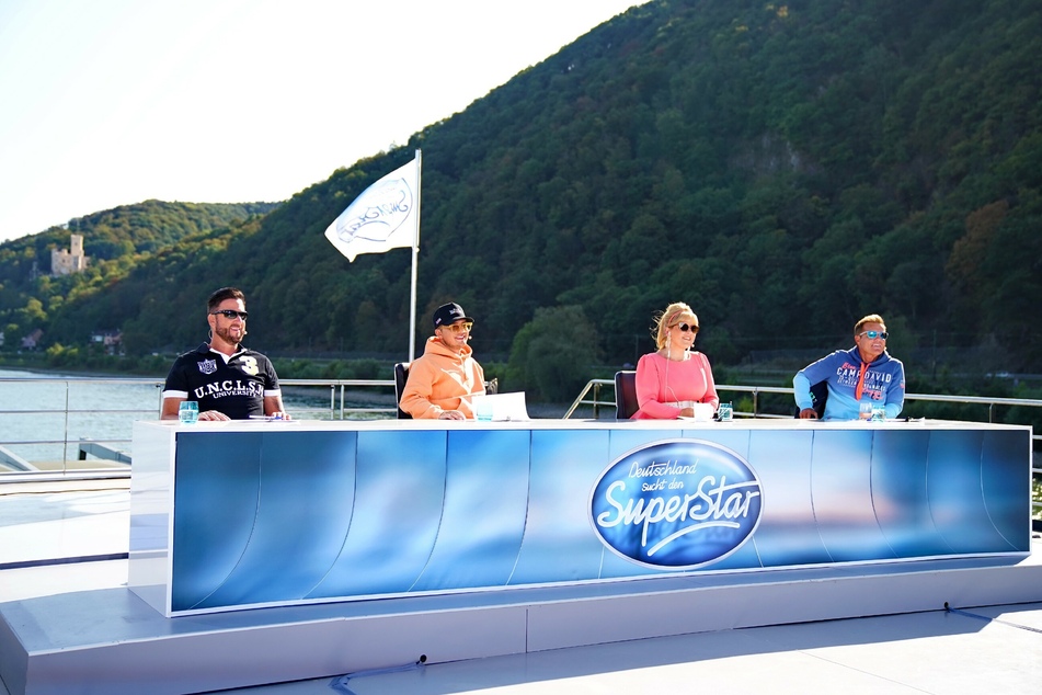 Michael Wendler (48, l) ist zum Staffelauftakt noch bei DSDS vertreten.