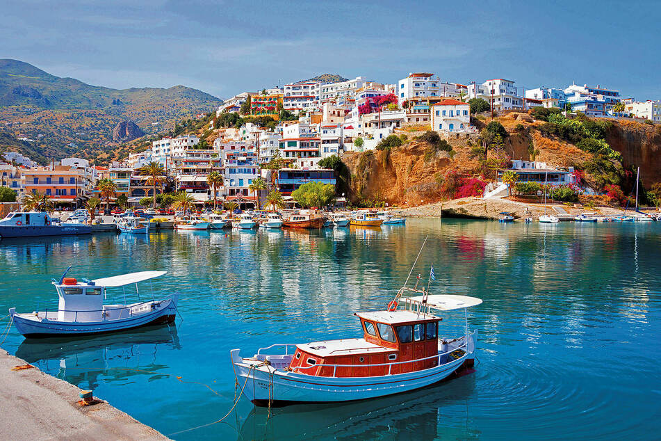 Erlebt kretische Gastfreundschaft und einen unvergesslichen Traumurlaub: Idylle am Hafen von Agia Galini.