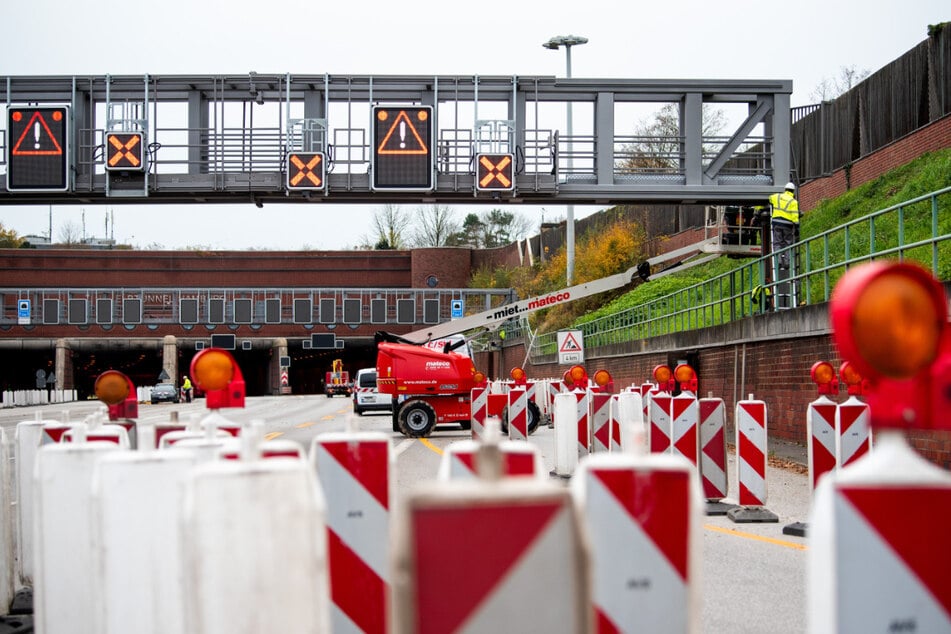 Erneute Sperrung der A7 und des Hamburger Elbtunnels