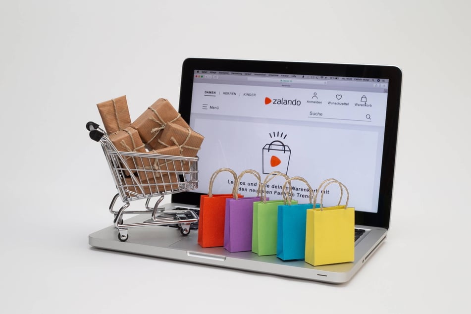 Der Online-Händler Zalando steht im Mittelpunkt der ersten Verbraucherschutz-Sammelklage in Sachsen.