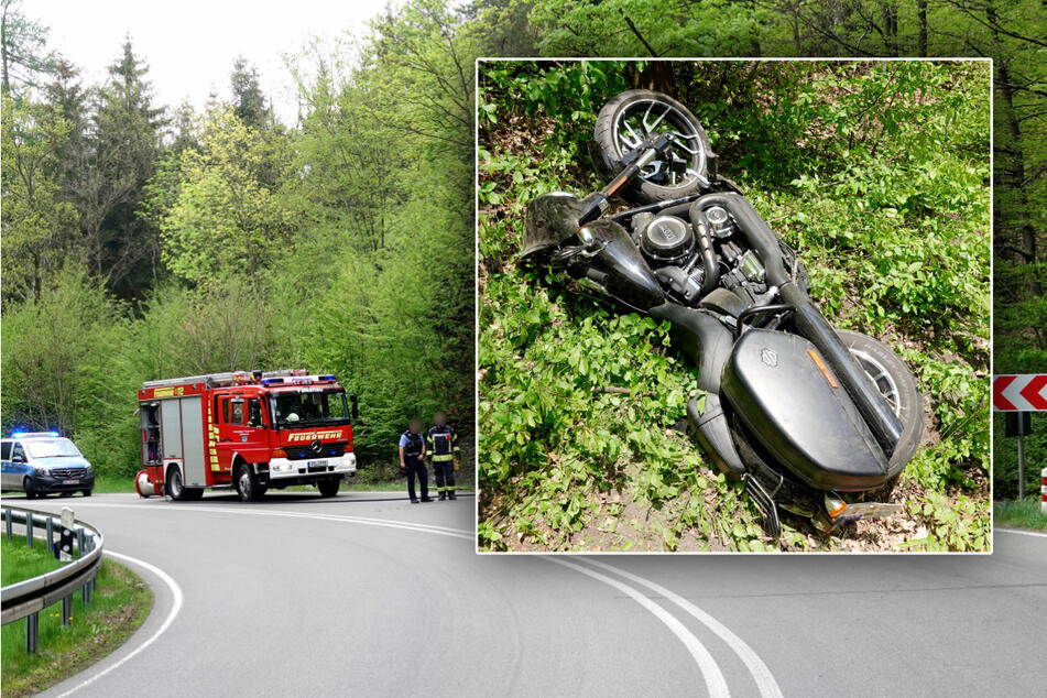 Schwerer Unfall auf Bundesstraße: Biker kracht mit seiner Harley Davidson in Abhang