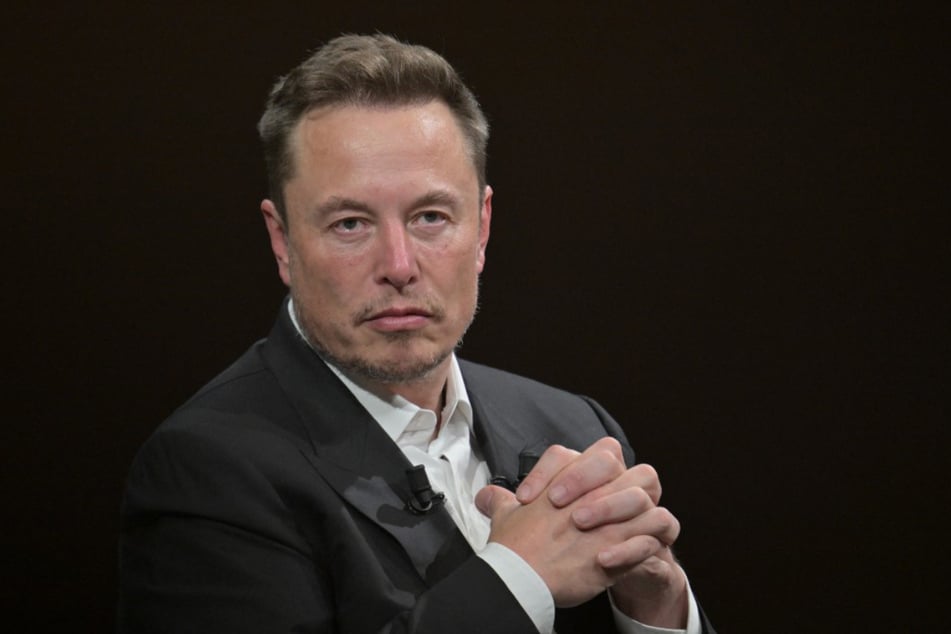 Elon Musk (52) glaubt, seine Tochter ist vom "Woke Mind Virus" infiziert.