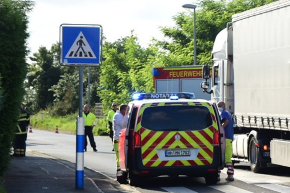 Bei dem Unfall in Erftstadt wurde ein Kind (†11) tödlich verletzt.