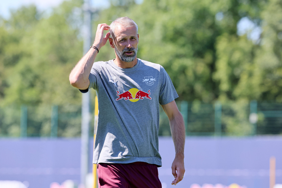 RB Leipzig um Trainer Marco Rose (47) muss erneut eine Strafe zahlen.