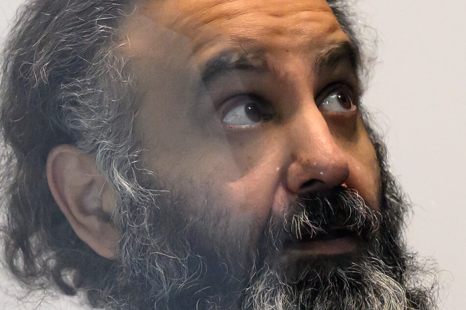 Laut einem Polizisten soll Attentäter Taleb A. direkt nach seiner Tat sehr aufgeregt gewesen sein und habe groß aufgerissene Augen gehabt.