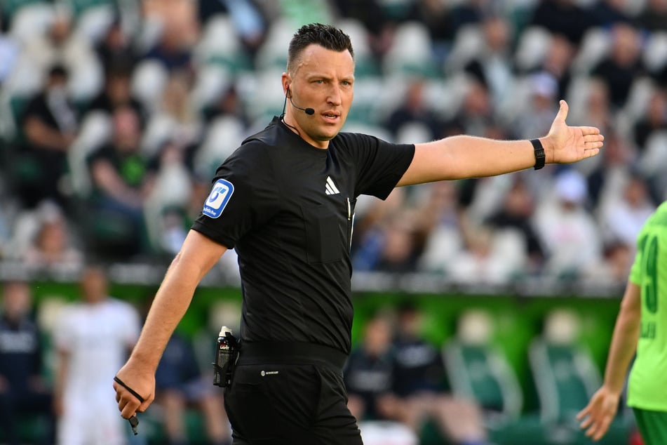 Unter anderem Sven Jablonski (35) bekam von Urs Meier sein Fett weg.