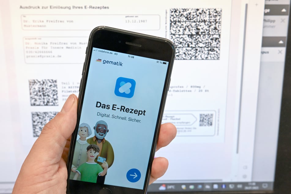 Erst vor ein paar Jahren fand das "E-Rezept" Einzug in viele Arztzimmer und galt als Lösung für das langjährige Papierchaos.