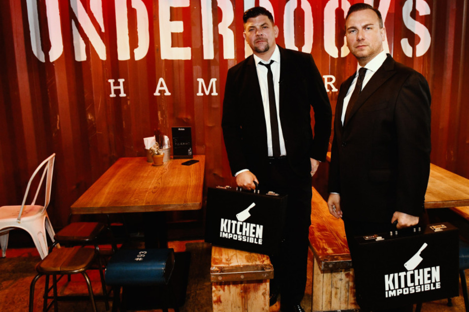 Tim Mälzer (49) und Tim Raue (46) bei "Kitchen Impossible."