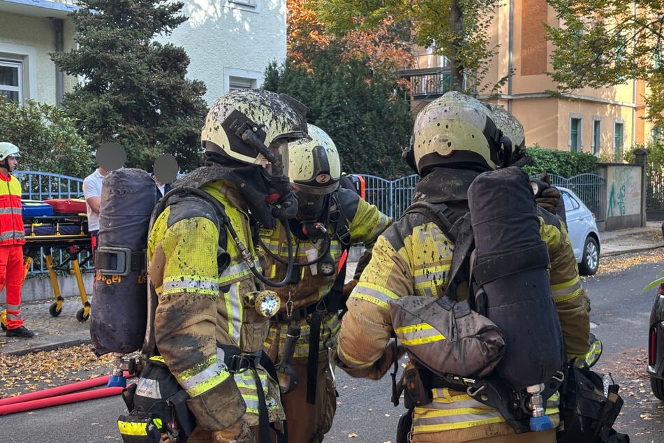 Der Feuerwehreinsatz in Trachau ist in vollem Gange.