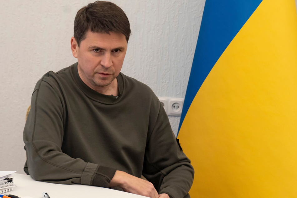 Selenskyj-Berater Mychajlo Podoljak (51) sieht wie in Russland "Panik und Zerfall" zunehmen.